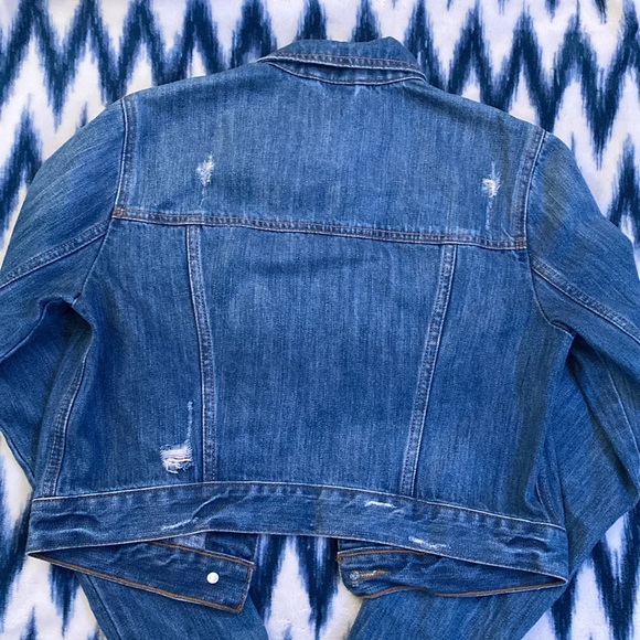 Hollister Women’s Distressed Denim Jacket - Picture 4 of 4